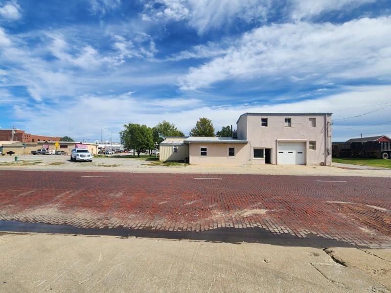 Available Buildings in Gage County